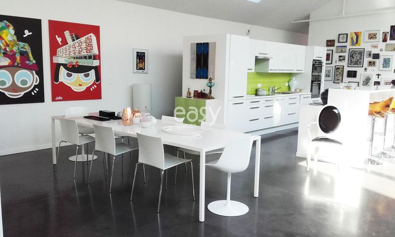 agency of event venues located in the city of Bordeaux